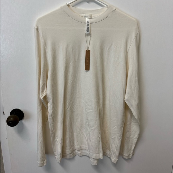 SIZE S SKIMS BOYFRIEND LONG SLEEVE T SHIRT COLOR MARBLE - Picture 1 of 3